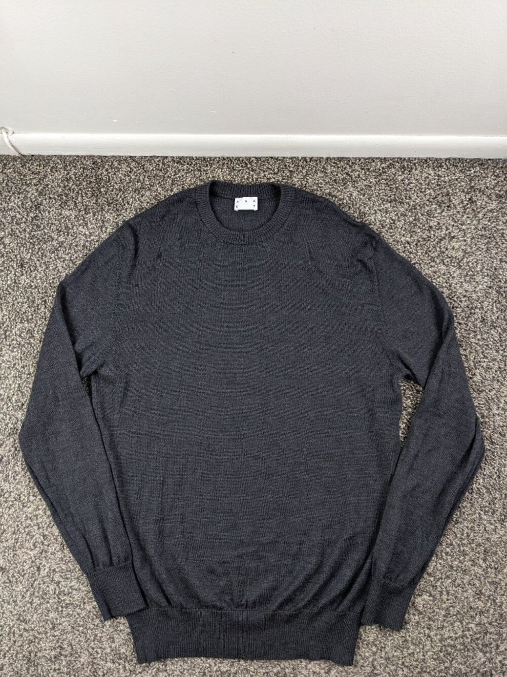 Asket Sweater Extra Fine Merino Wool Crewneck Gray Mens Medium Regular *Flaw